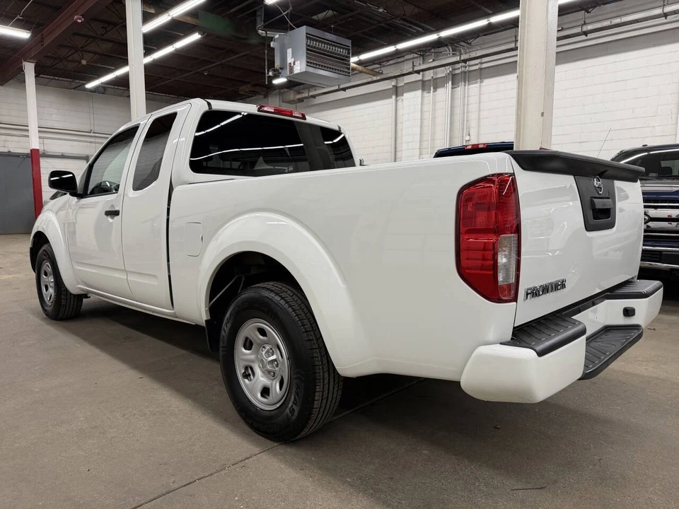 2018 Nissan Frontier 2nd Gen - Image 3 of 12