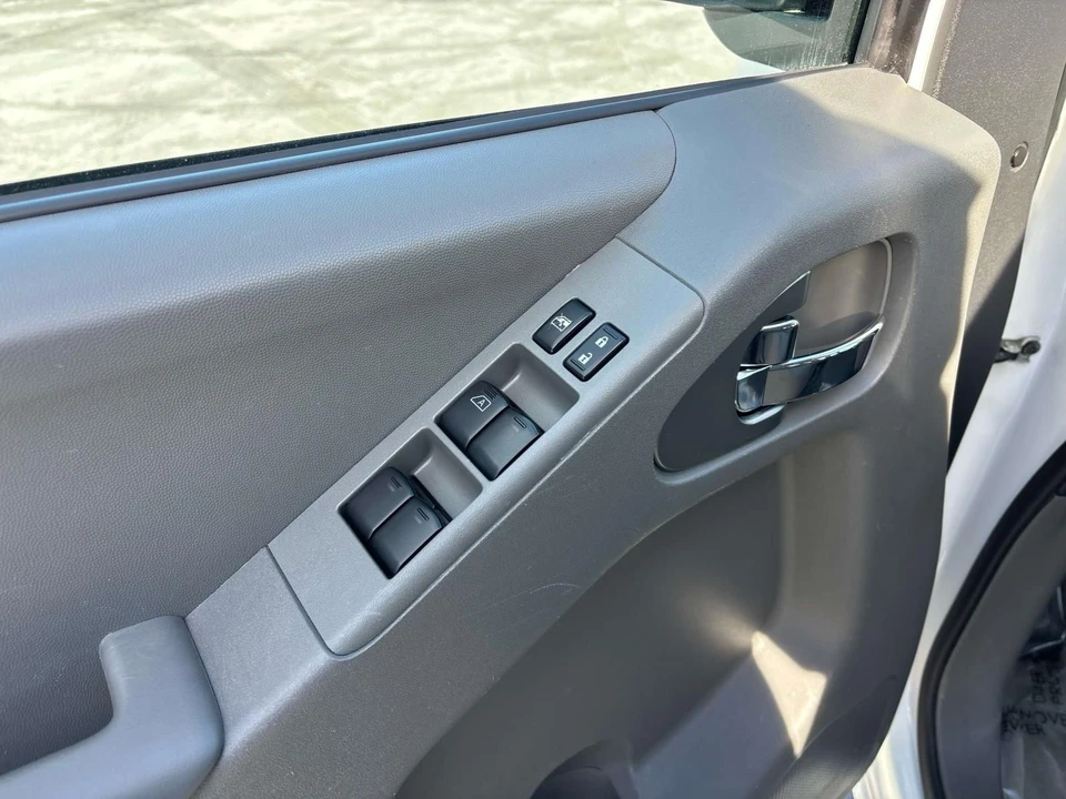 2018 Nissan Frontier 2nd Gen - Image 15 of 21
