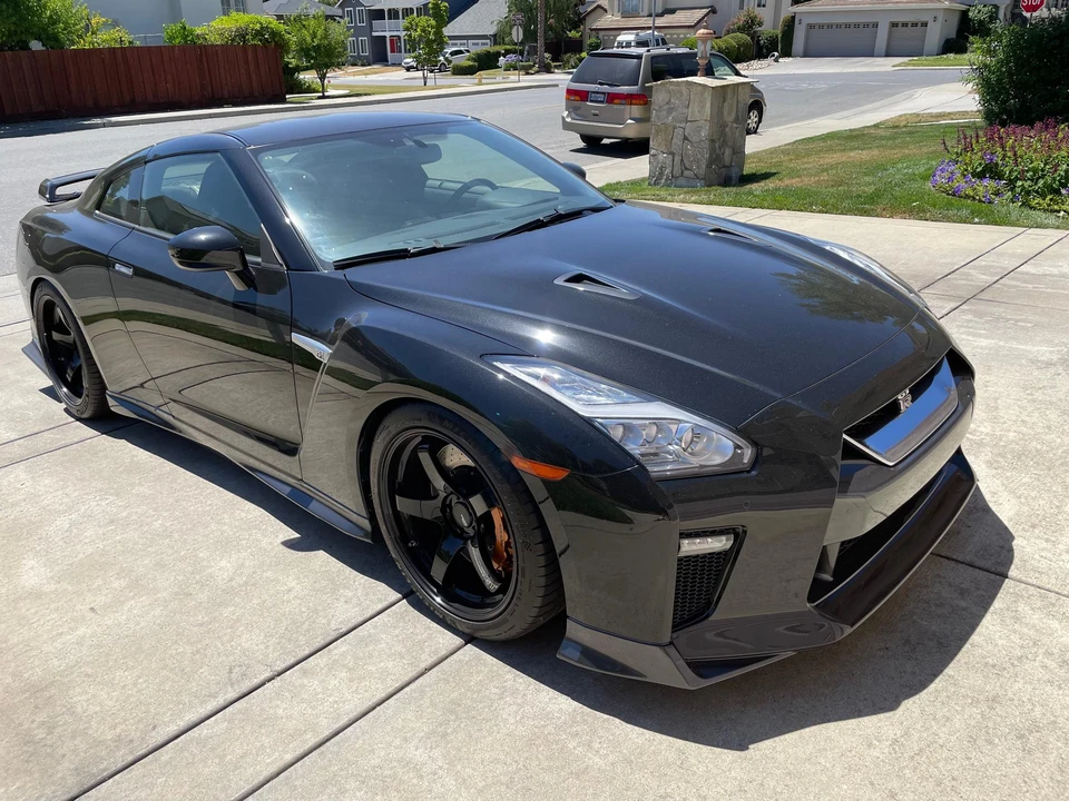 2018 Nissan R35 GT-R Premium - Image 17 of 31