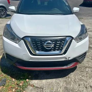 2018 Nissan Kicks S