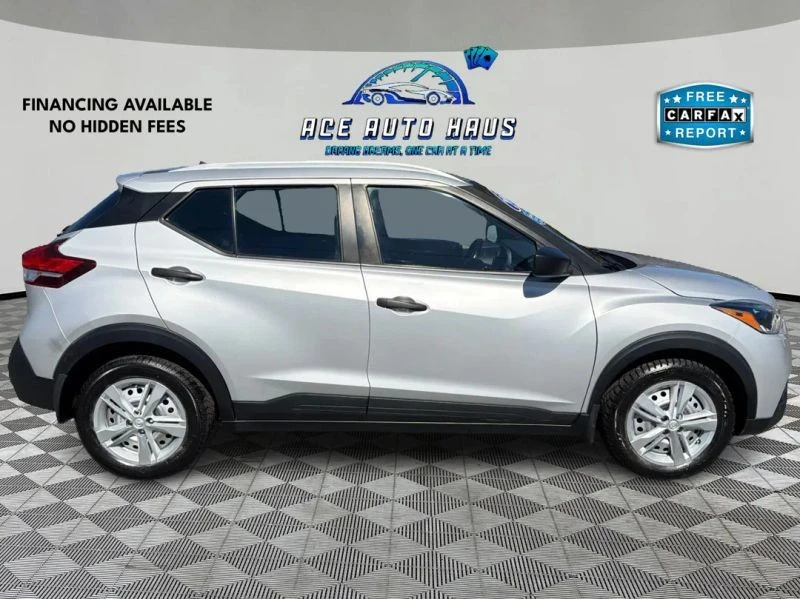 2018 Nissan Kicks - Image 8 of 12