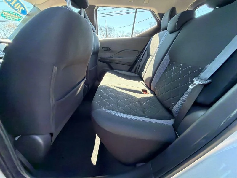 2018 Nissan Kicks - Image 10 of 12