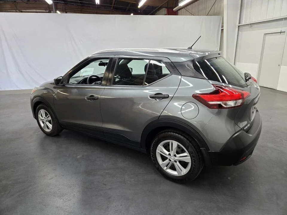 2018 Nissan Kicks - Image 2 of 12