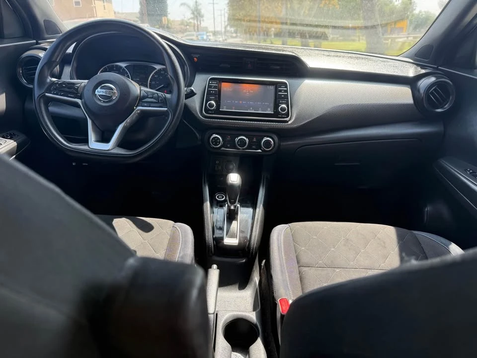 2018 Nissan Kicks - Image 4 of 10