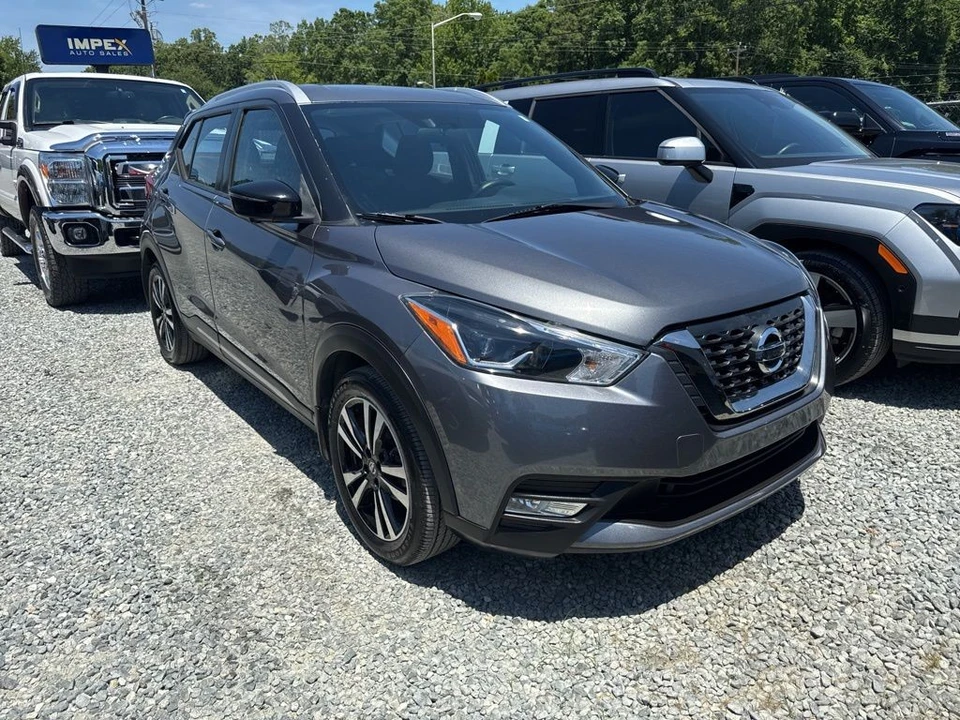 2018 Nissan Kicks - Image 2 of 5