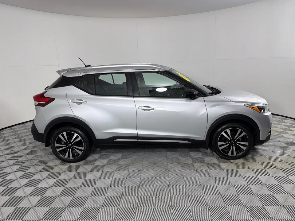 2018 Nissan Kicks - Image 4 of 24
