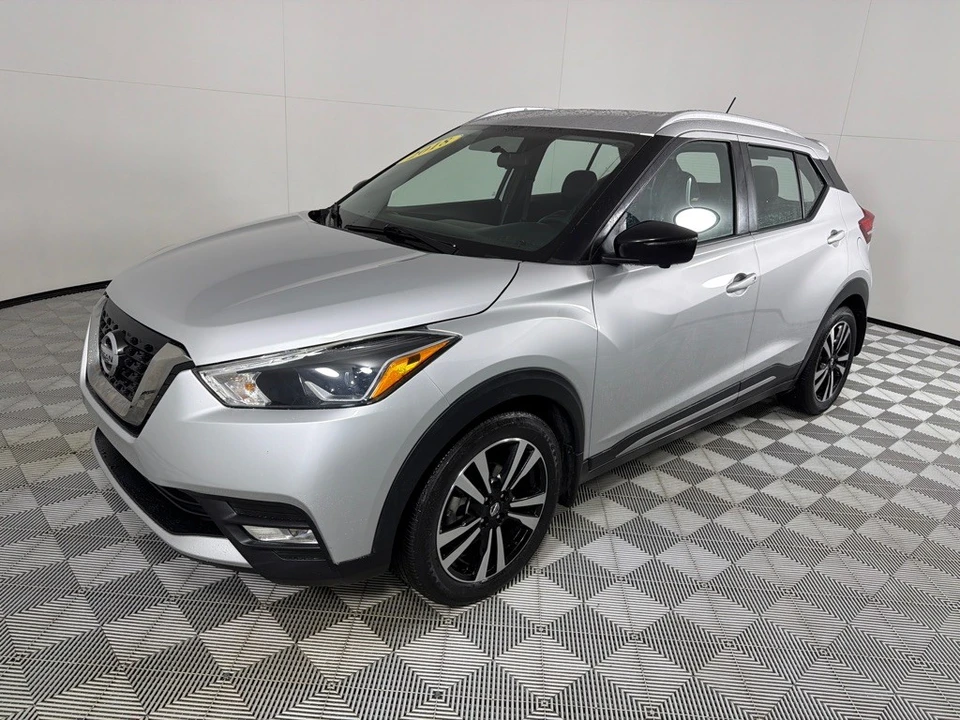 2018 Nissan Kicks - Image 9 of 24