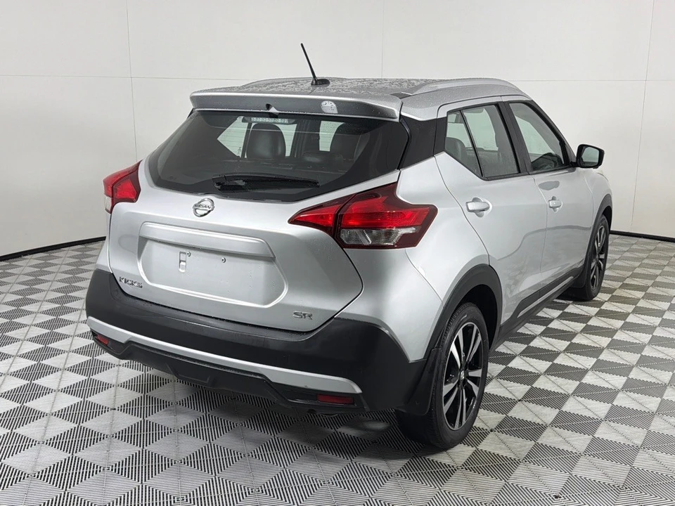 2018 Nissan Kicks - Image 5 of 24