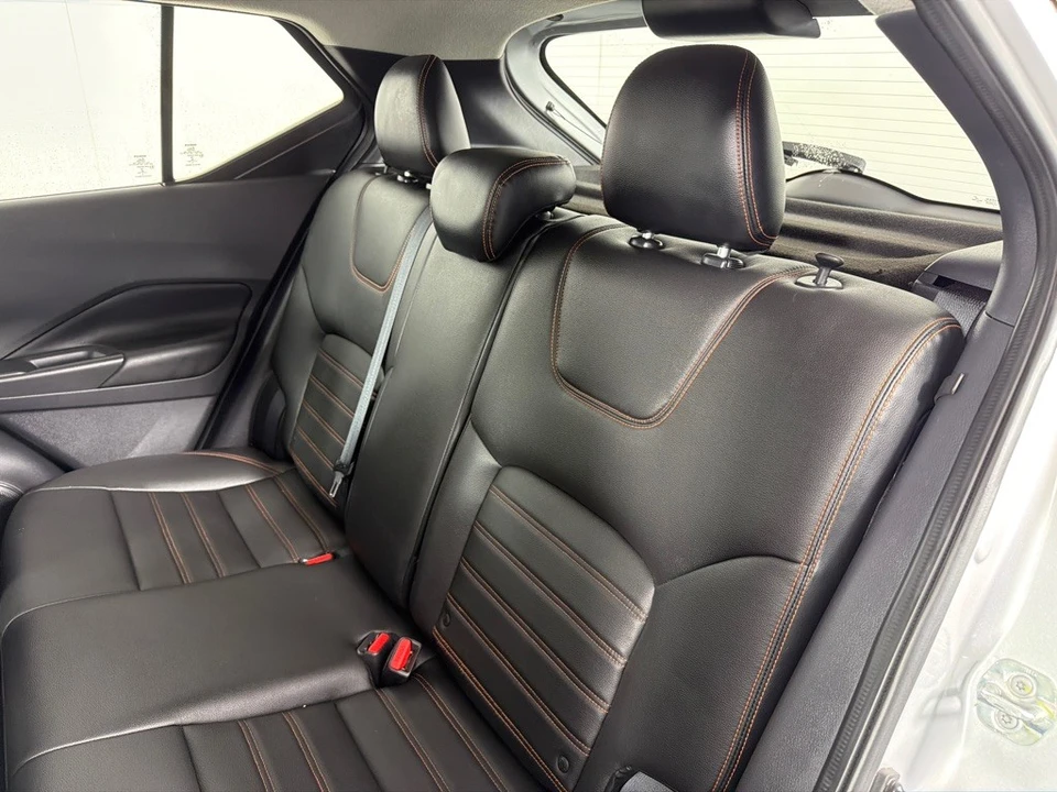 2018 Nissan Kicks - Image 19 of 24