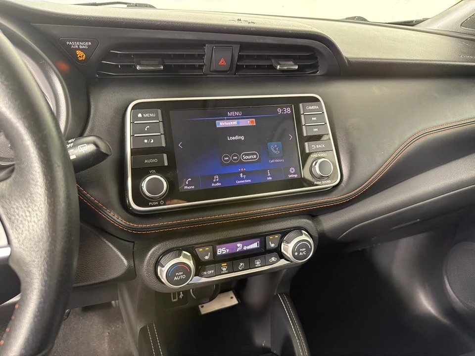 2018 Nissan Kicks - Image 15 of 24