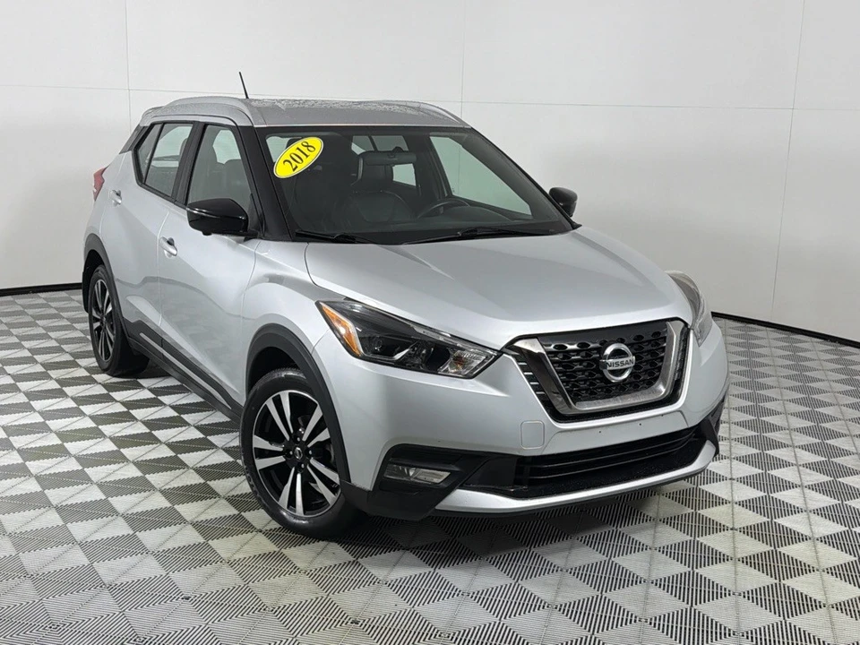 2018 Nissan Kicks - Image 2 of 24
