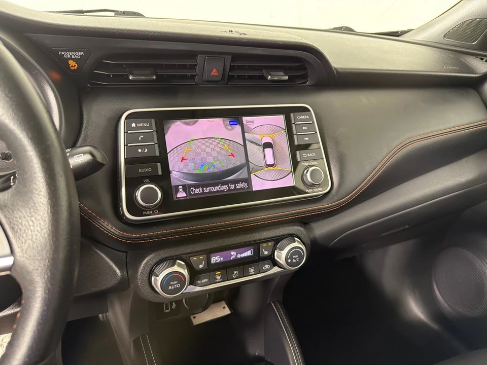 2018 Nissan Kicks - Image 16 of 24