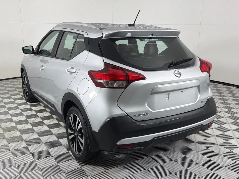 2018 Nissan Kicks - Image 7 of 24