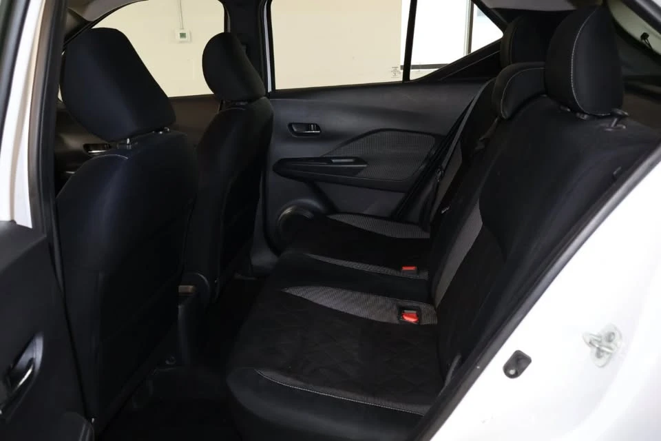 2018 Nissan Kicks - Image 11 of 14