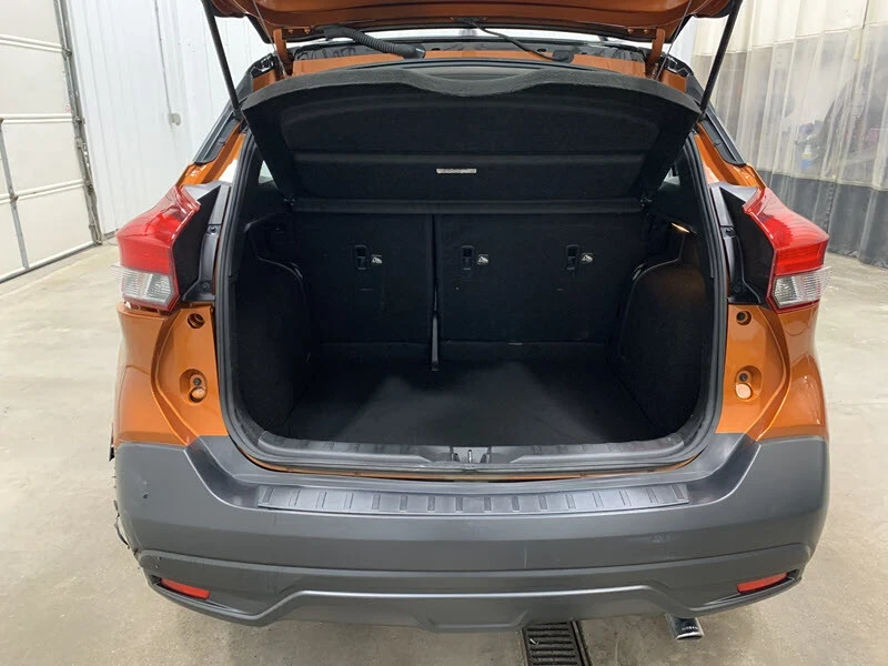 2018 Nissan Kicks - Image 13 of 21