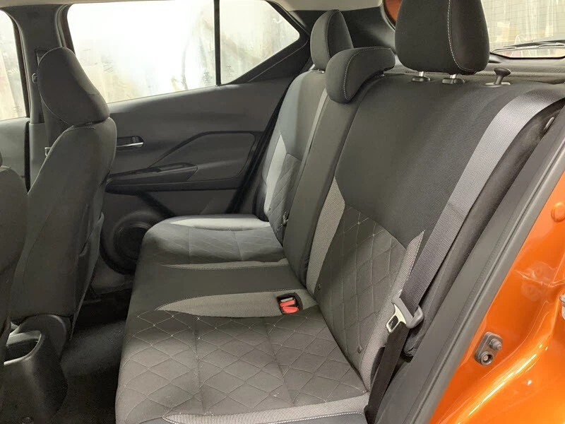 2018 Nissan Kicks - Image 12 of 21