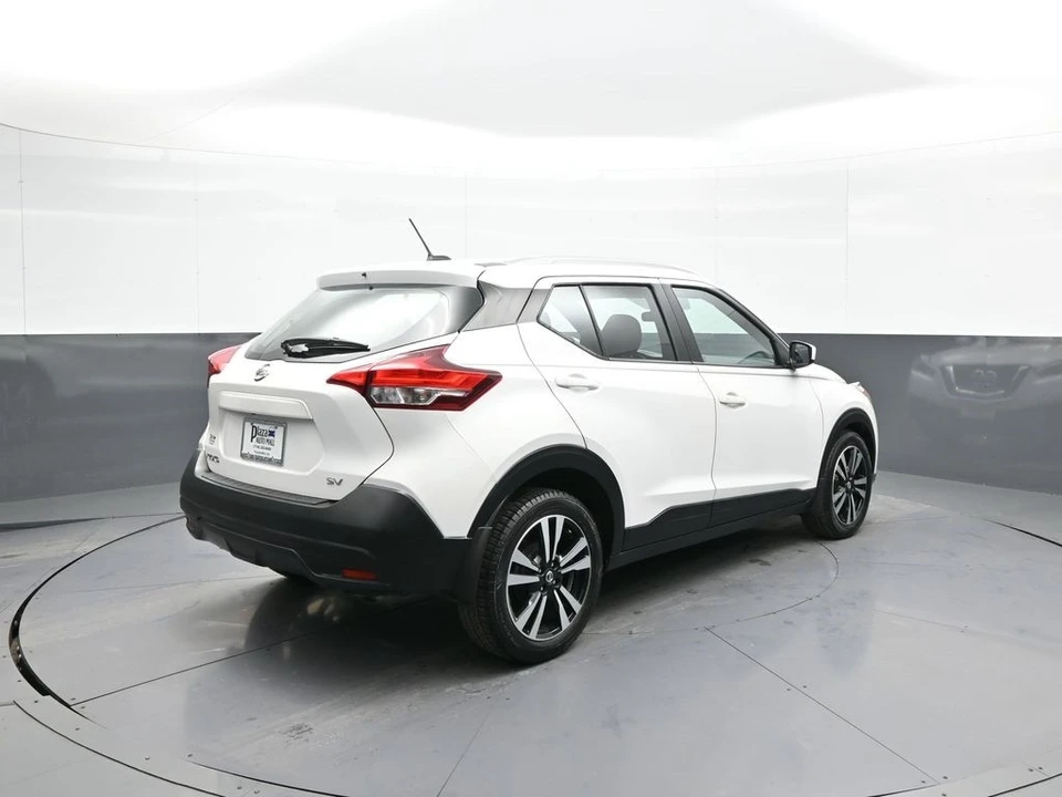2018 Nissan Kicks - Image 6 of 12