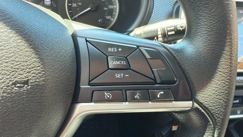 2018 Nissan Kicks - Image 11 of 12