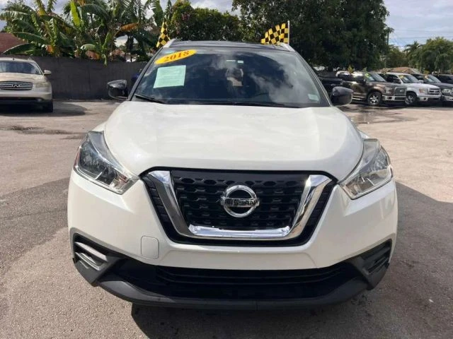 2018 Nissan Kicks - Image 2 of 19