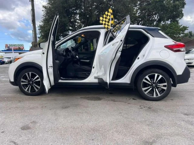 2018 Nissan Kicks - Image 9 of 19