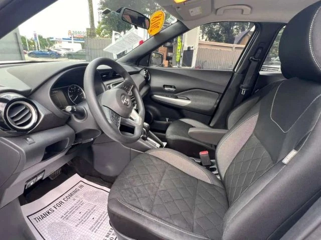 2018 Nissan Kicks - Image 11 of 19