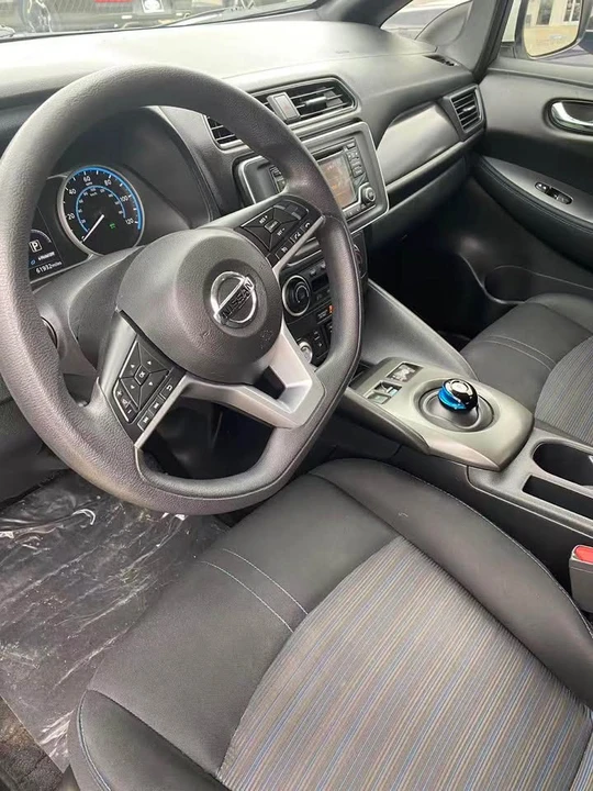 2018 Nissan Leaf - Image 2 of 8