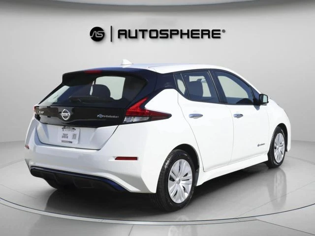 2018 Nissan Leaf - Image 10 of 21