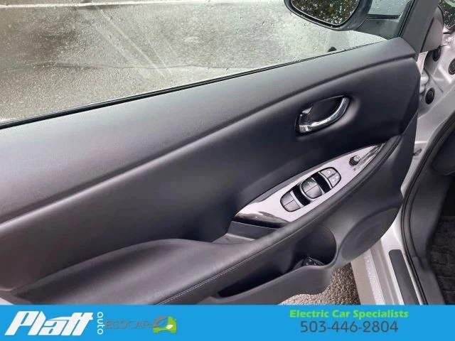 2018 Nissan Leaf - Image 18 of 21