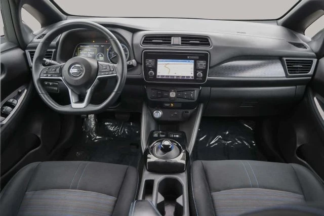 2018 Nissan Leaf - Image 18 of 21