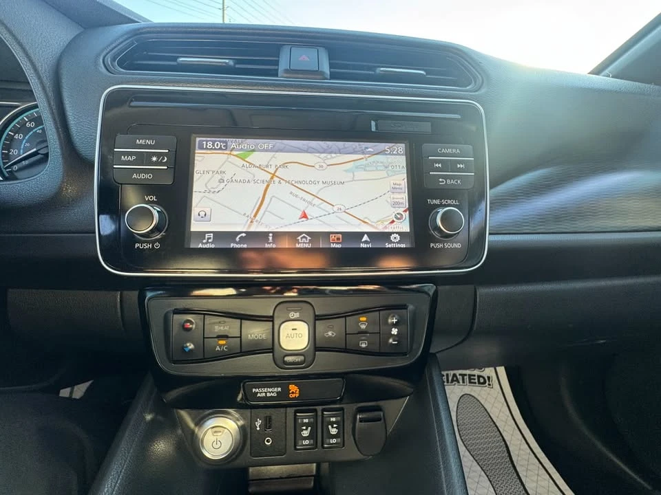 2018 Nissan Leaf - Image 19 of 19
