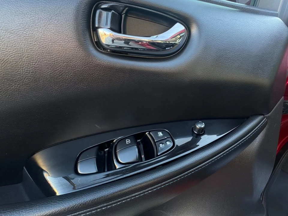 2018 Nissan Leaf - Image 14 of 19
