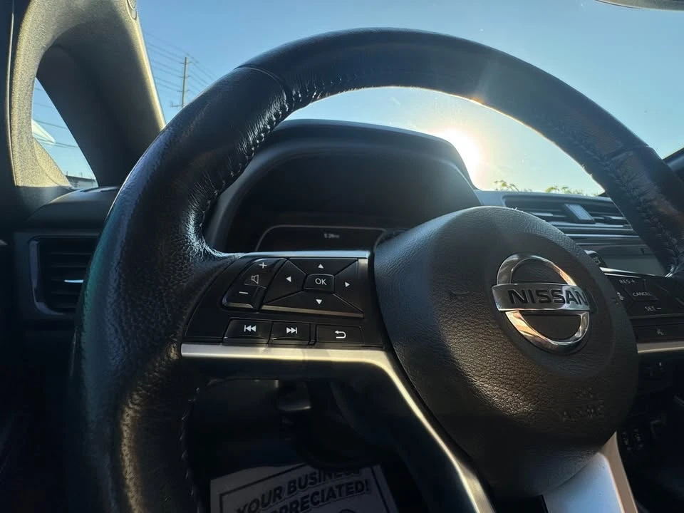 2018 Nissan Leaf - Image 10 of 19