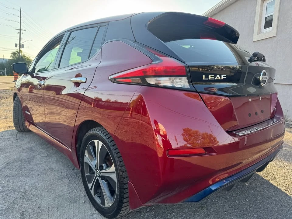 2018 Nissan Leaf - Image 5 of 19