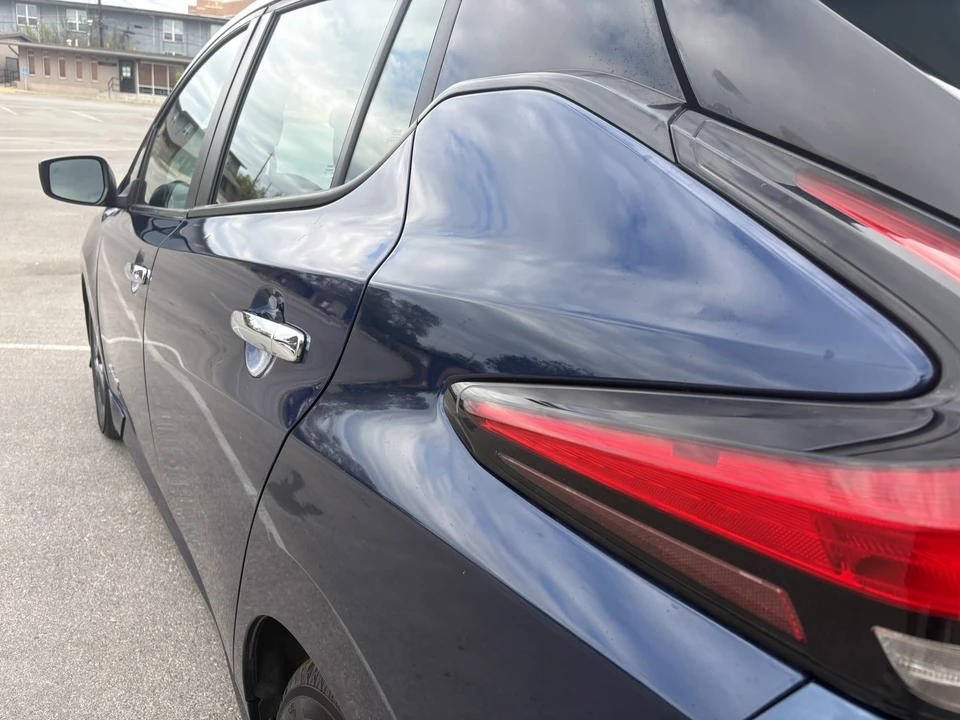 2018 Nissan Leaf - Image 6 of 21