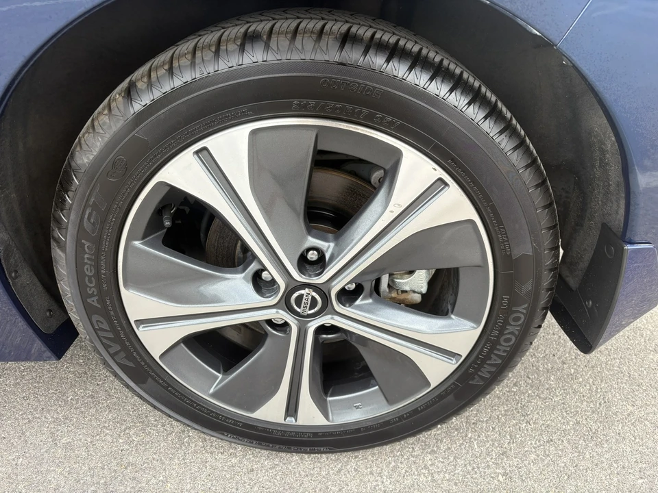 2018 Nissan Leaf - Image 7 of 21