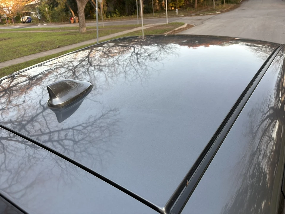 2018 Nissan Leaf - Image 10 of 21