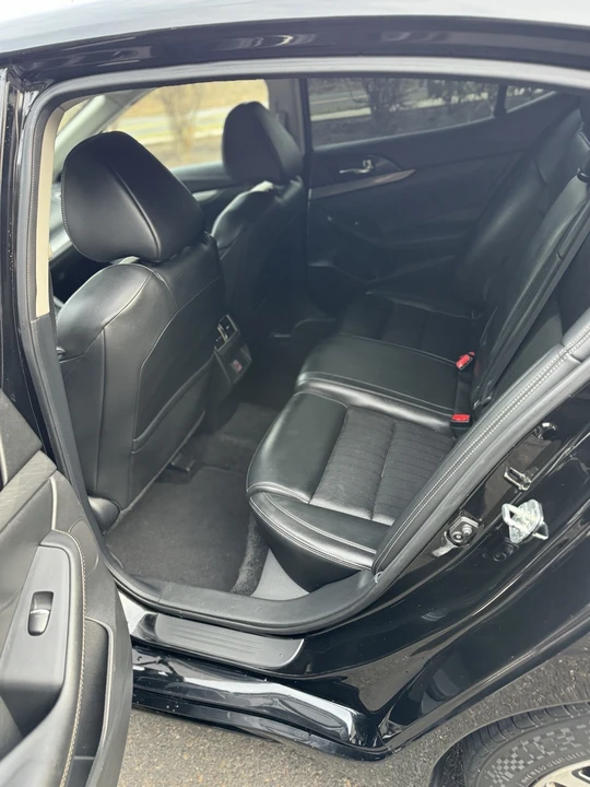 2018 Nissan Maxima 8th Gen - Image 13 of 15