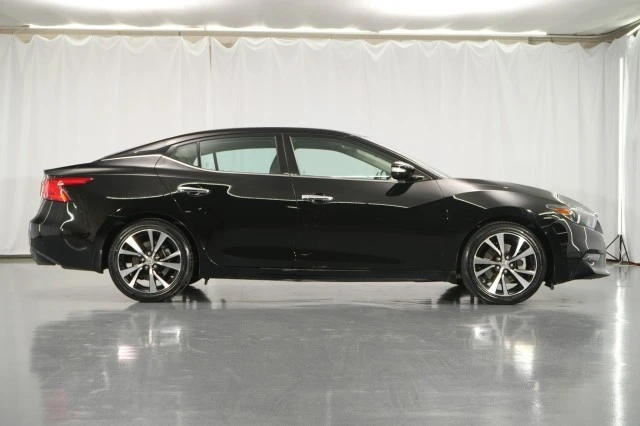 2018 Nissan Maxima 8th Gen - Image 17 of 31