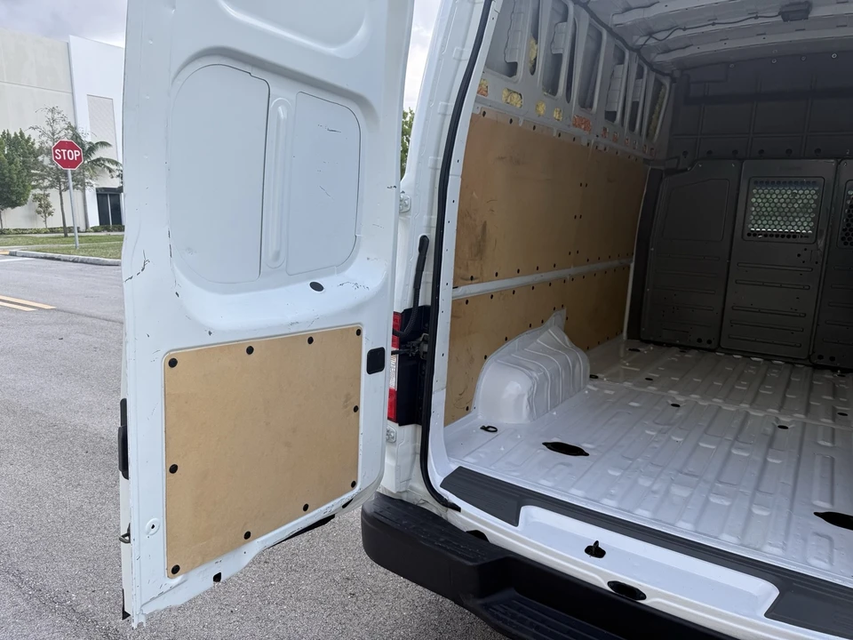 2018 Nissan NV2500 - Image 13 of 21