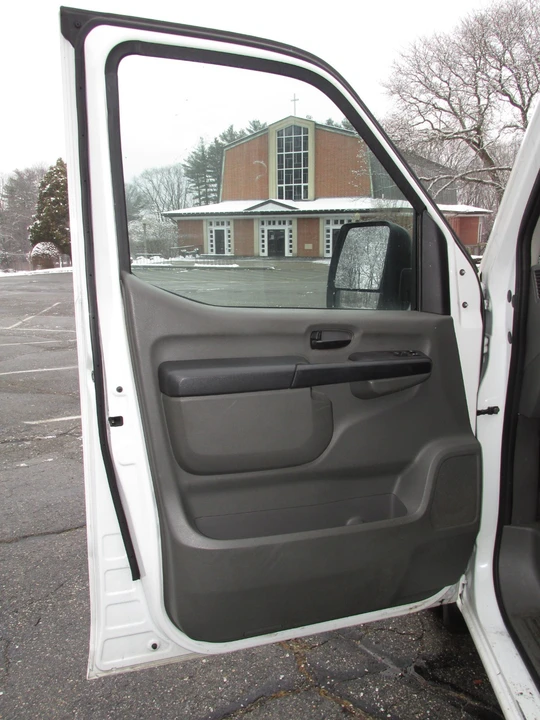 2018 Nissan NV2500 - Image 9 of 21
