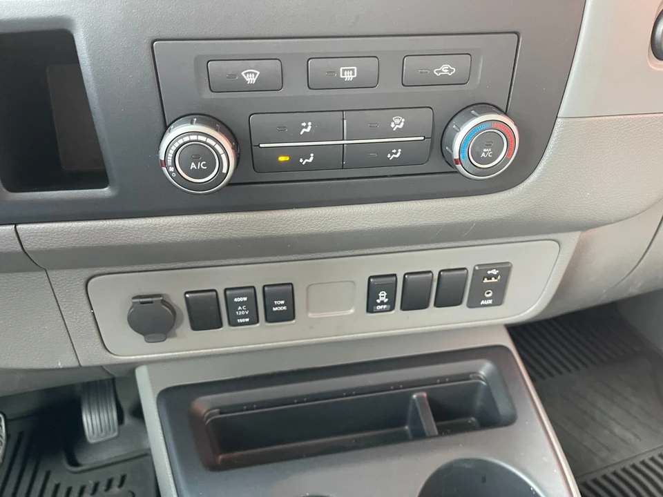 2018 Nissan NV2500 - Image 12 of 18