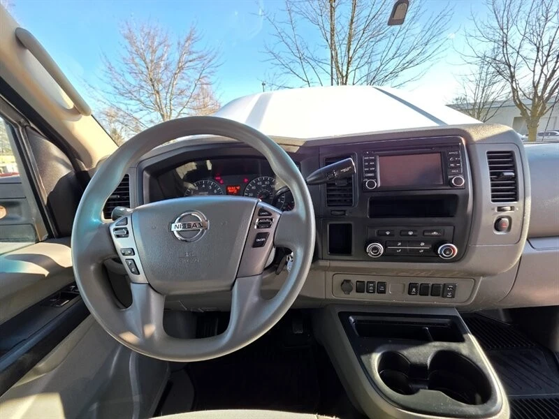 2018 Nissan NV3500 - Image 13 of 21