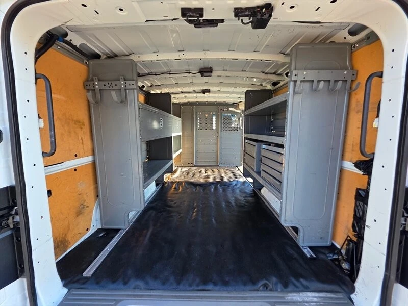 2018 Nissan NV3500 - Image 18 of 21