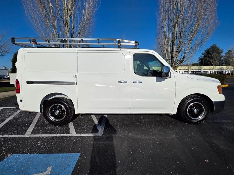 2018 Nissan NV3500 - Image 4 of 21