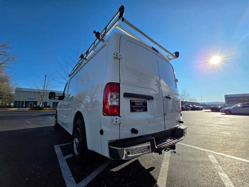 2018 Nissan NV3500 - Image 11 of 21