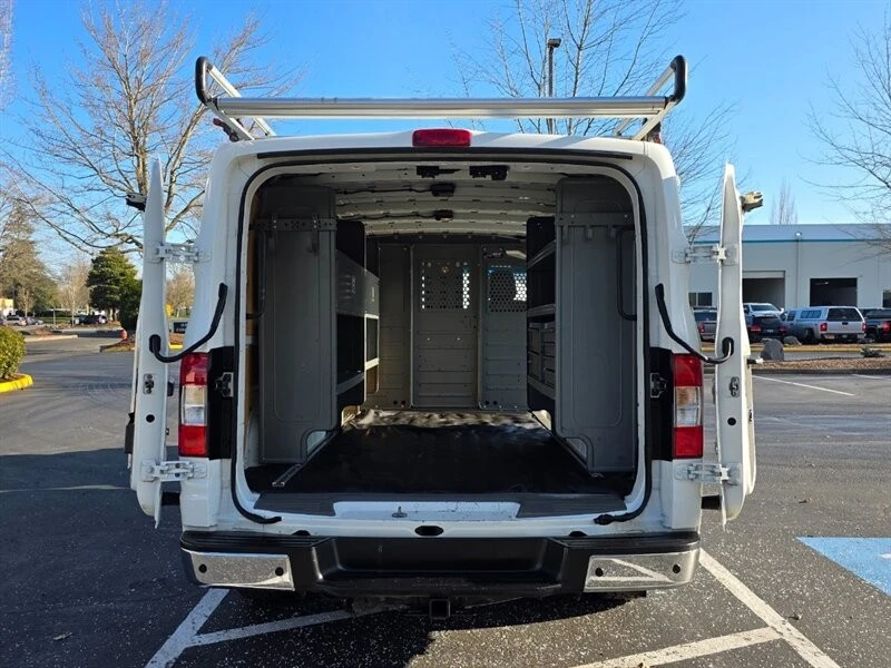 2018 Nissan NV3500 - Image 17 of 21