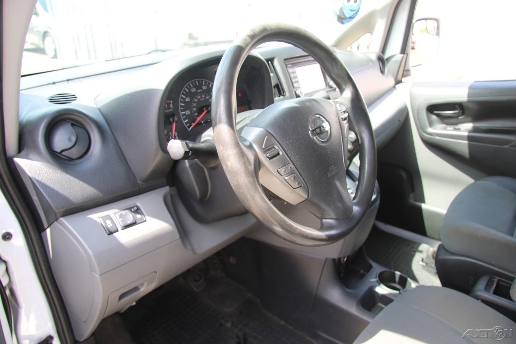 2018 Nissan NV - Image 15 of 21