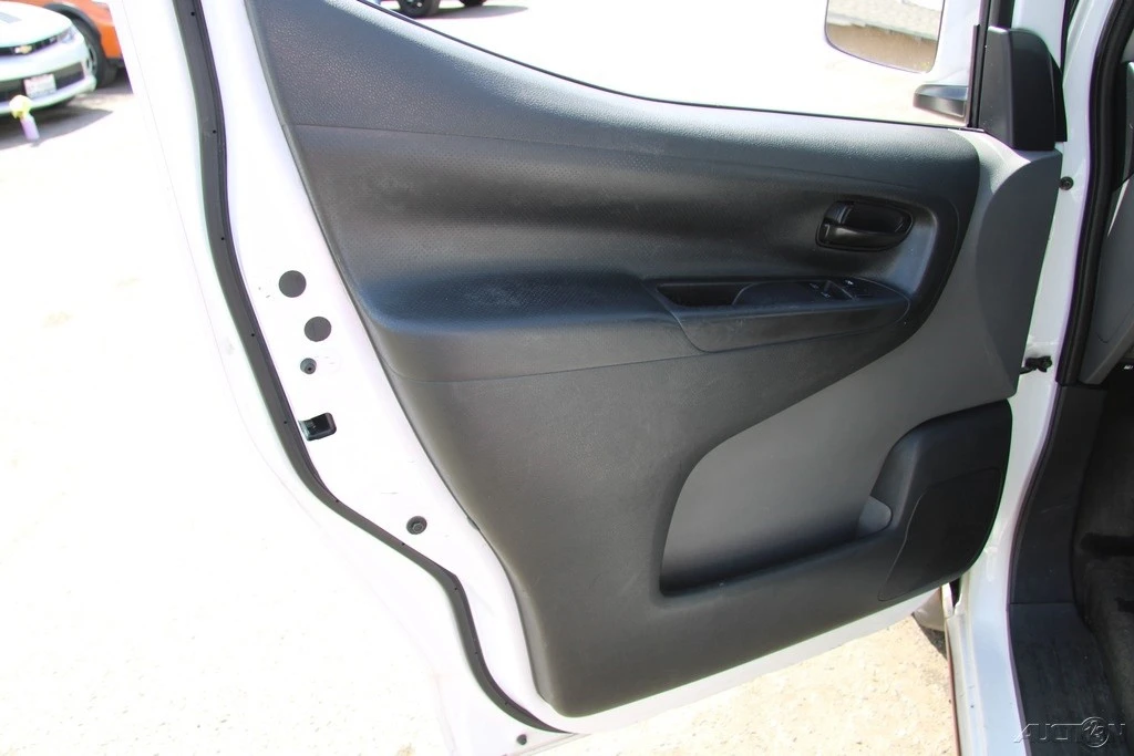 2018 Nissan NV - Image 13 of 21