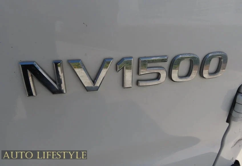 2018 Nissan NV - Image 17 of 21