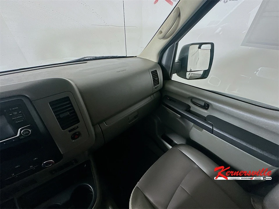 2018 Nissan NV - Image 11 of 21
